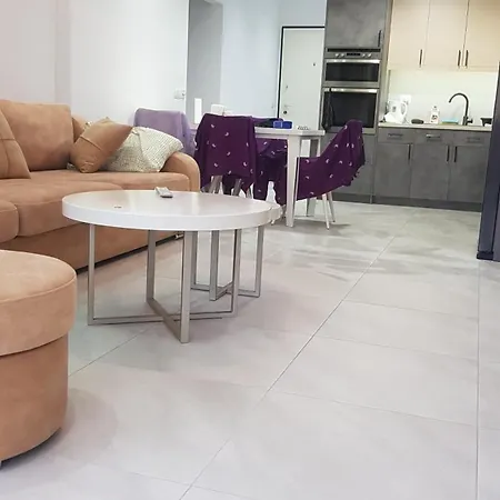 Апартаменты South Coast Al2 *